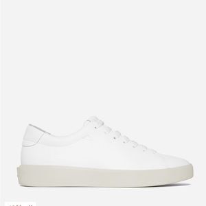 Everlane White sneakers re-leather size 5 US, size 3 euro, leather uppers.